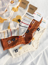將圖片載入圖庫檢視器 🧦韓國襪子 · 直排花花
